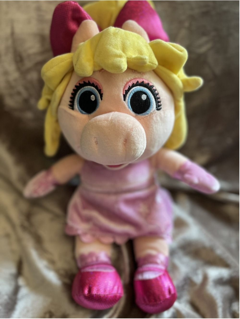 Disney Junior Muppet Babies Miss Piggy 14 inch Plush Stuffed Animal Pal CUTE